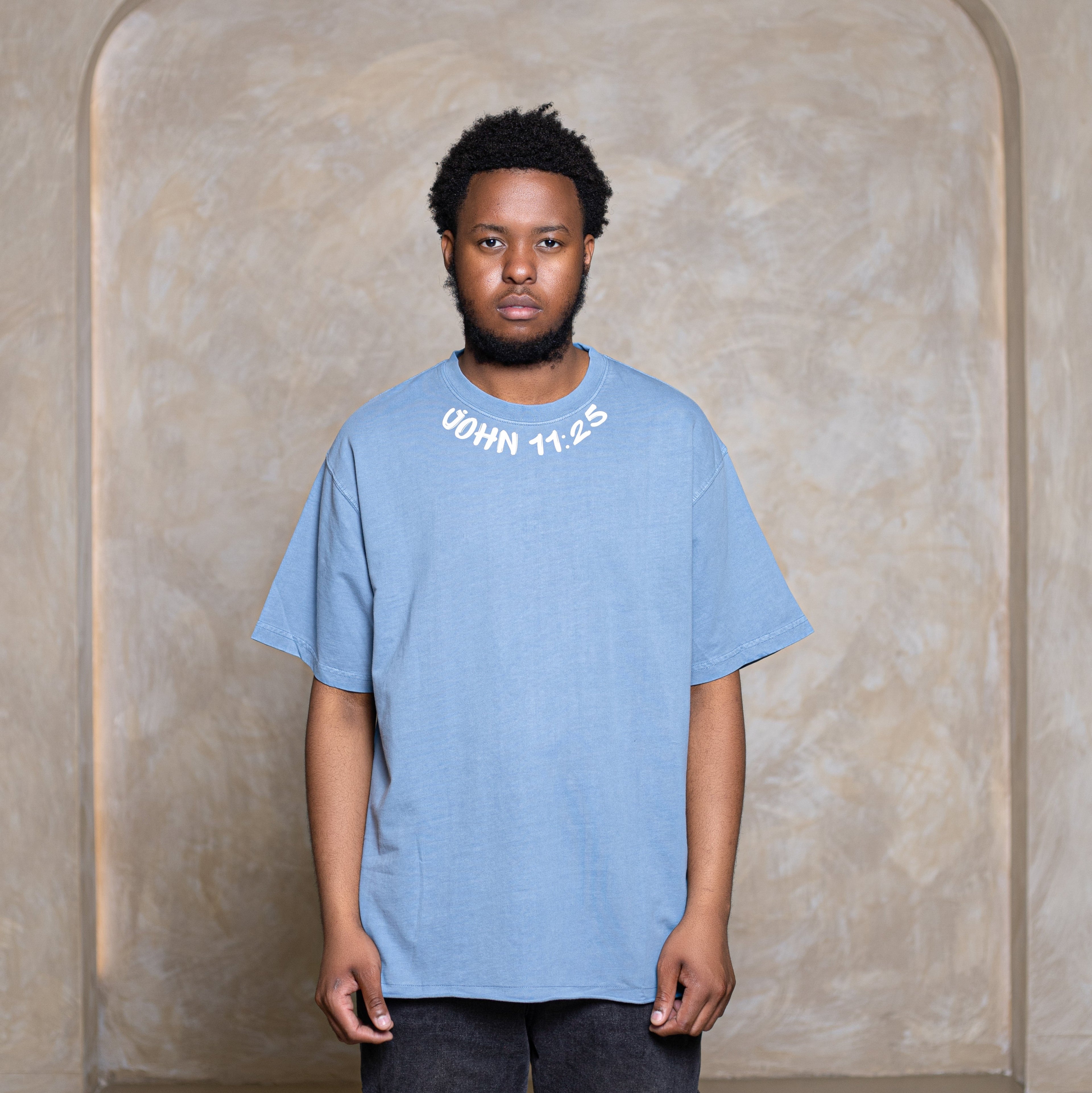 uJesu Uyaphila Heavyweight Box T-shirt